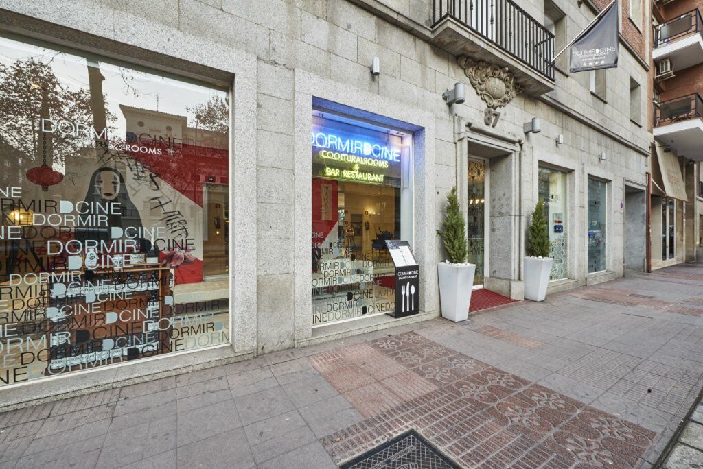 Dormirdcine Madrid Exteriör bild